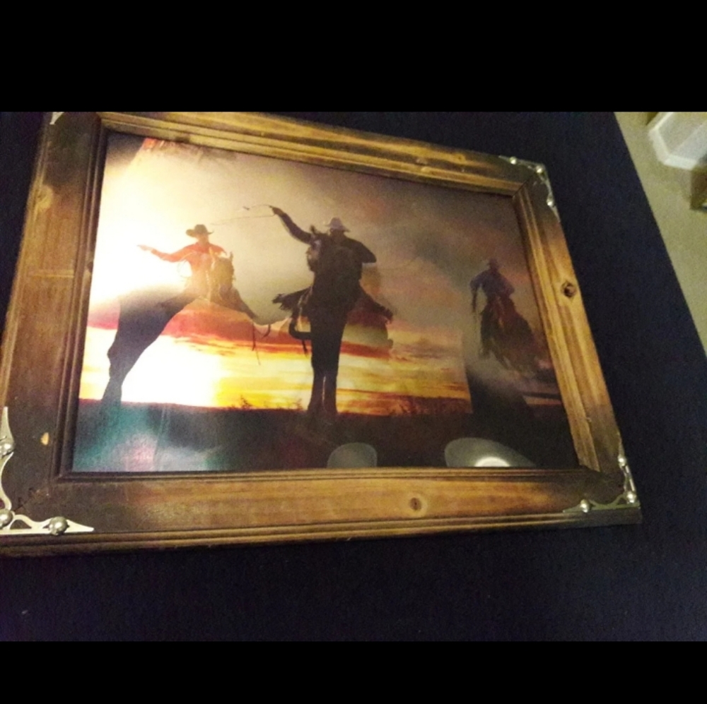 Holographic Western Wall Decor